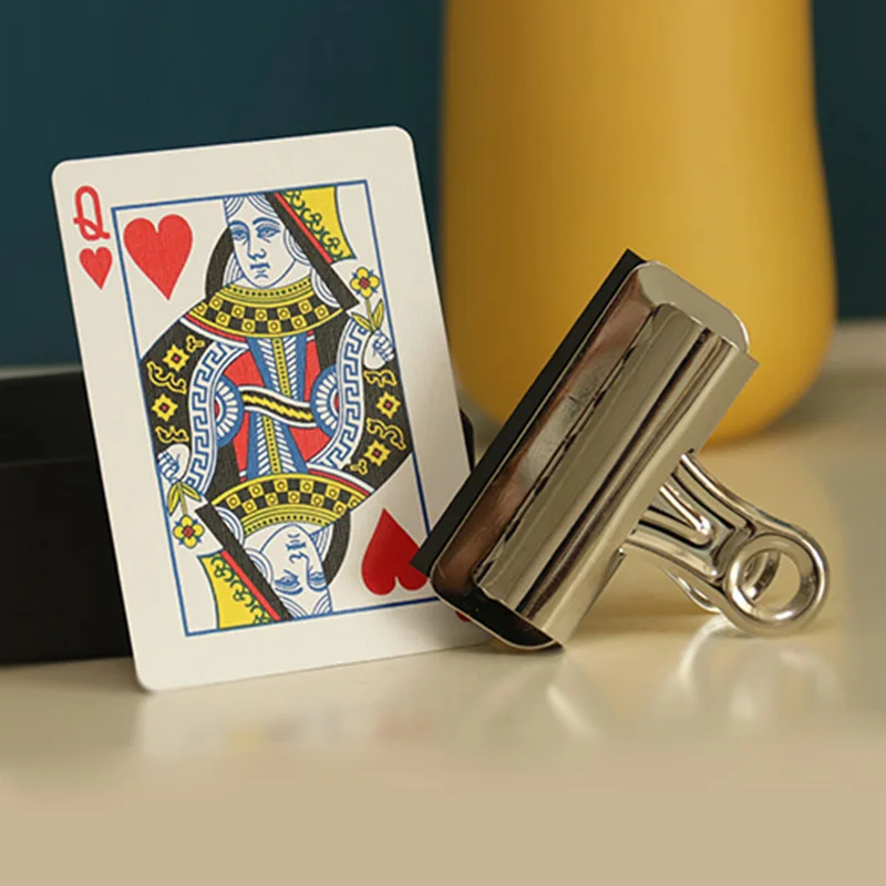 

Instant Visual Shock Close-Range Interactive Magic Props Steal Card Clip Mystery Clip - Fun Party Trick Accessory
