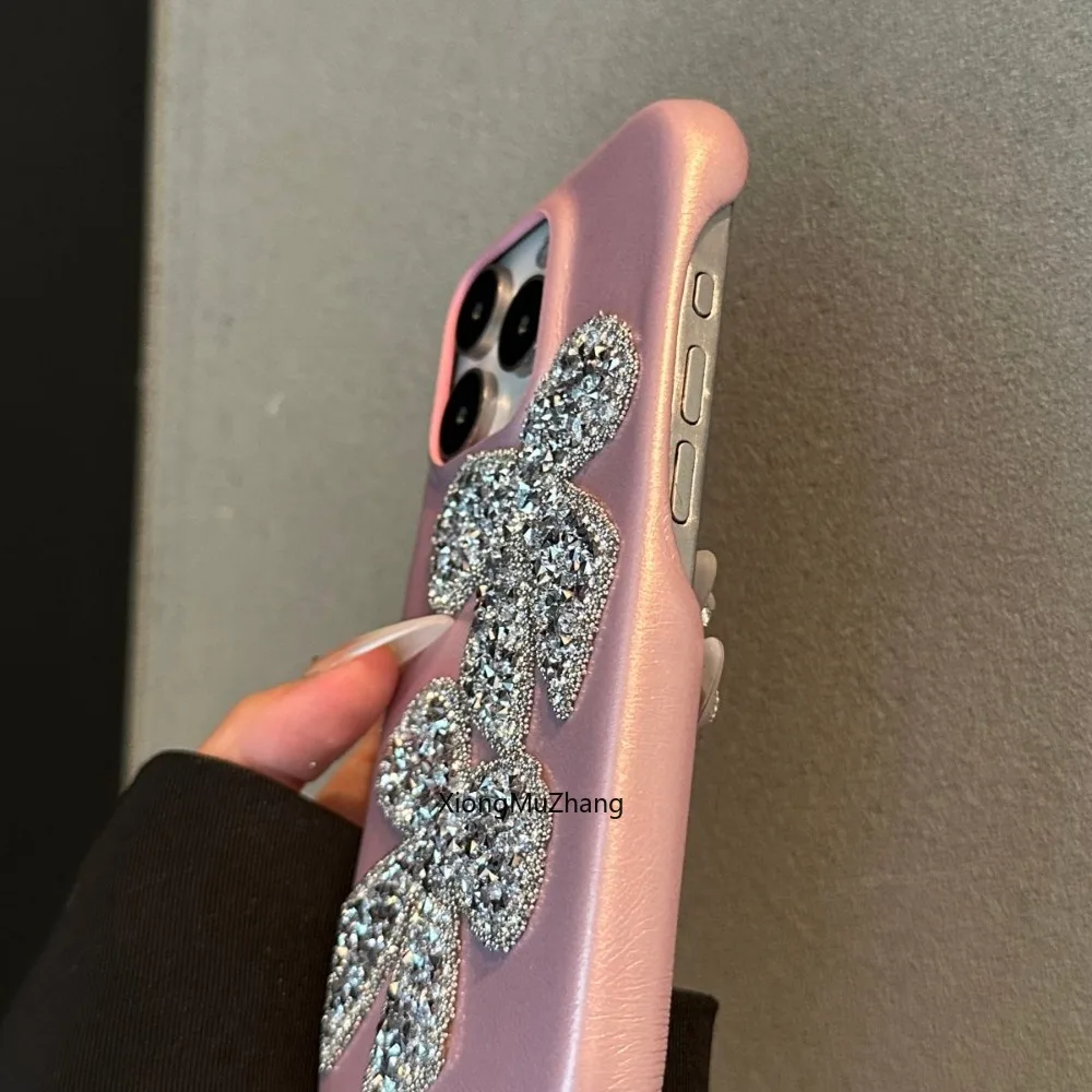 Fashion Woman Flash Diamond Bow Rhinestone Custom Case for IPhone 14 Plus 13 12 Pro Max 11 15 Pro Max Crystal Shockproof Cover