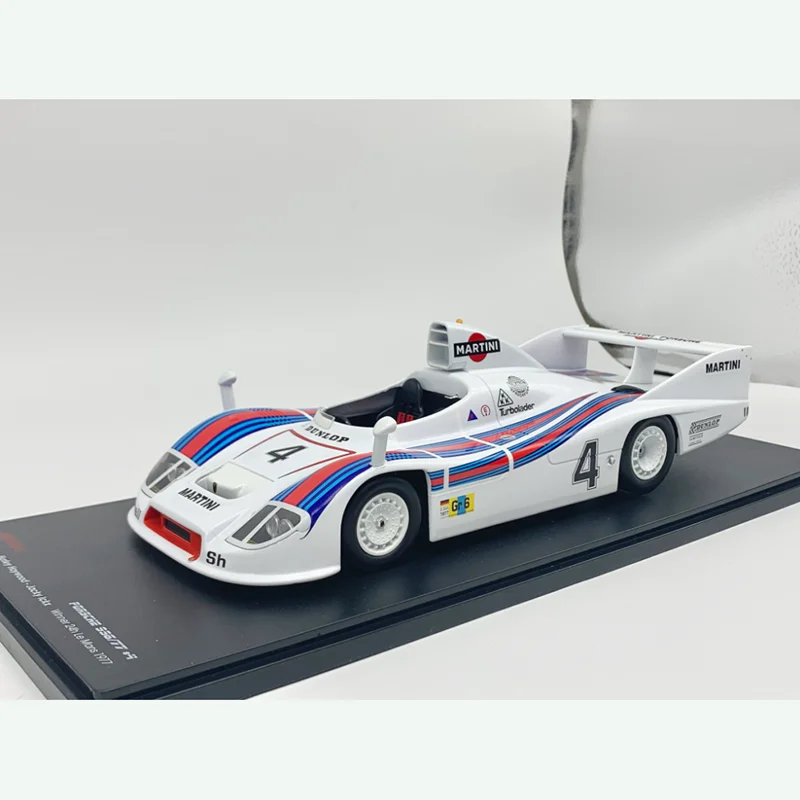 WERK83 moulé sous pression 1:18 échelle 936 24h voiture de rallye en alliage modèle de voiture décoration Collection Souvenir affichage cadeau de vacances