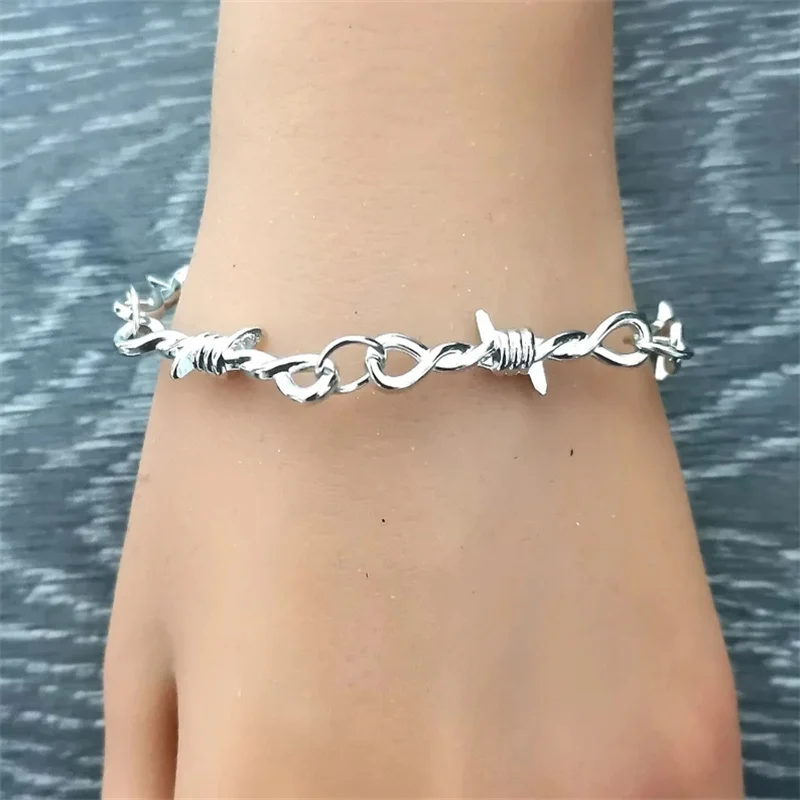 Small Wire Brambles Iron Unisex Choker Bracelet Women Hip-hop Gothic Punk Style Barbed Wire Little Thorns Bracelet Choker Gifts