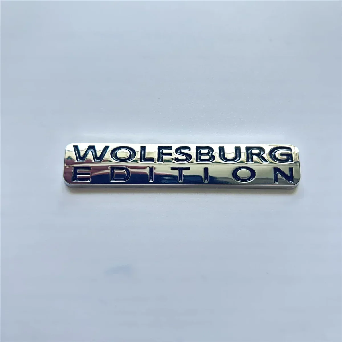 

3D Metal Germany WOLFSBURG EDITION Logo Car Rear Trunk Emblem Badge Sticker Decal For VW GTI Passat Jetta POLO Golf 3 5 6 7 MK4/
