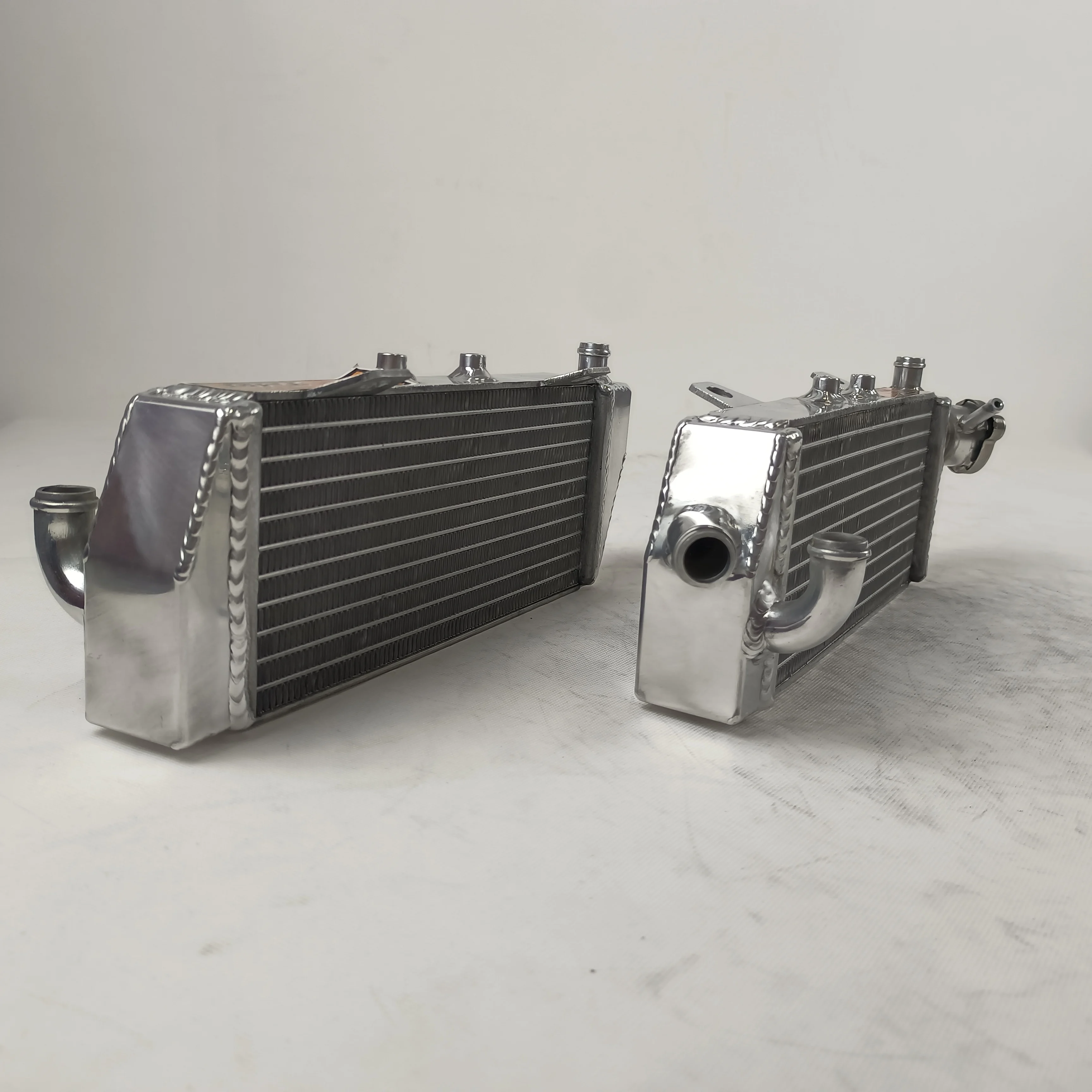 

Aluminum Radiator For 2017 HUSQVARNA TE125 TE250 TE300 TE350 TE 125 250 300 350 Cooler Cooling Coolant