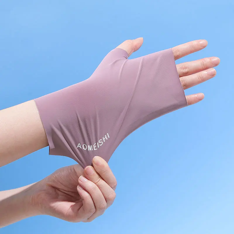 New Summer Women Thin Ice Silk Sunscreen UV Sport Cycling Driving Glove Half Finger Touch Screen Sun Fingerless Typing Mitten M2