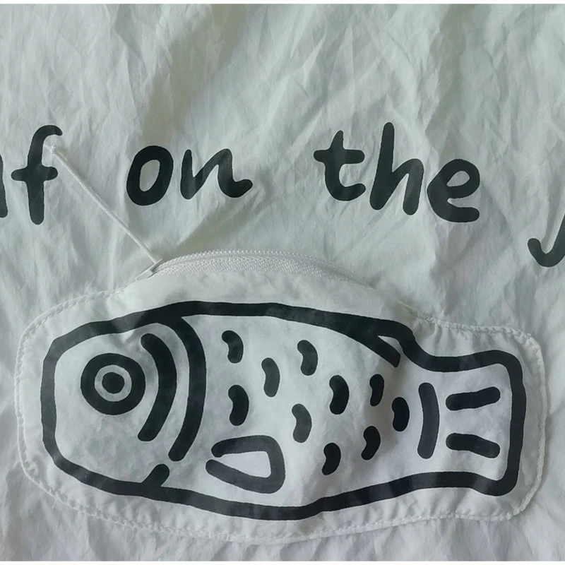Faltbare, verformbare Handtasche „Fortune Fish“, Taschenanhänger, wasserdichte Schultertasche aus Nylon-Netzstoff, lässige Einkaufstasche für Damen. – Detail 6