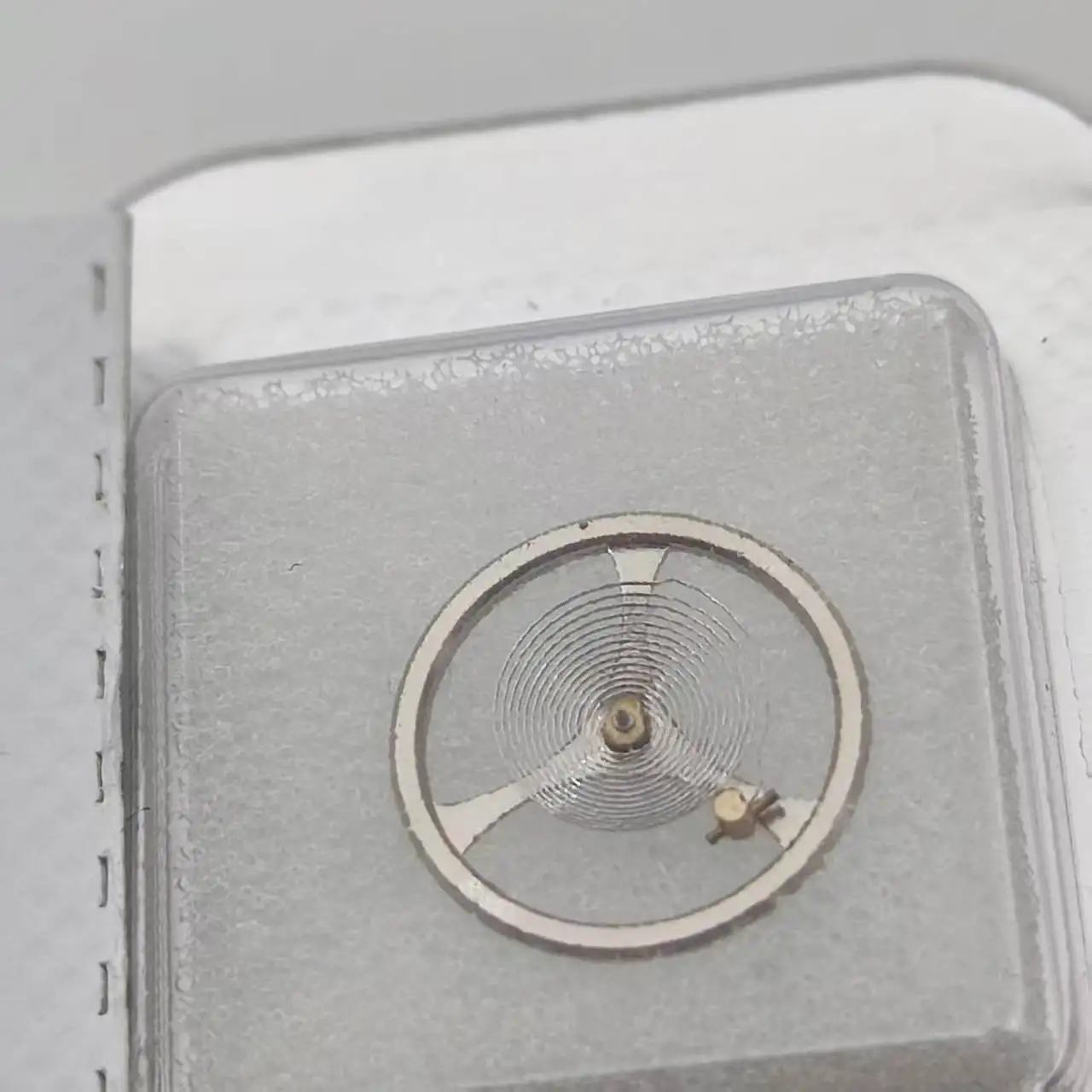 Watch Accessories Full Swing Japan 7009 Movement Balance Wheel 7009 Balance Wheel Full Swing (including hairspring)