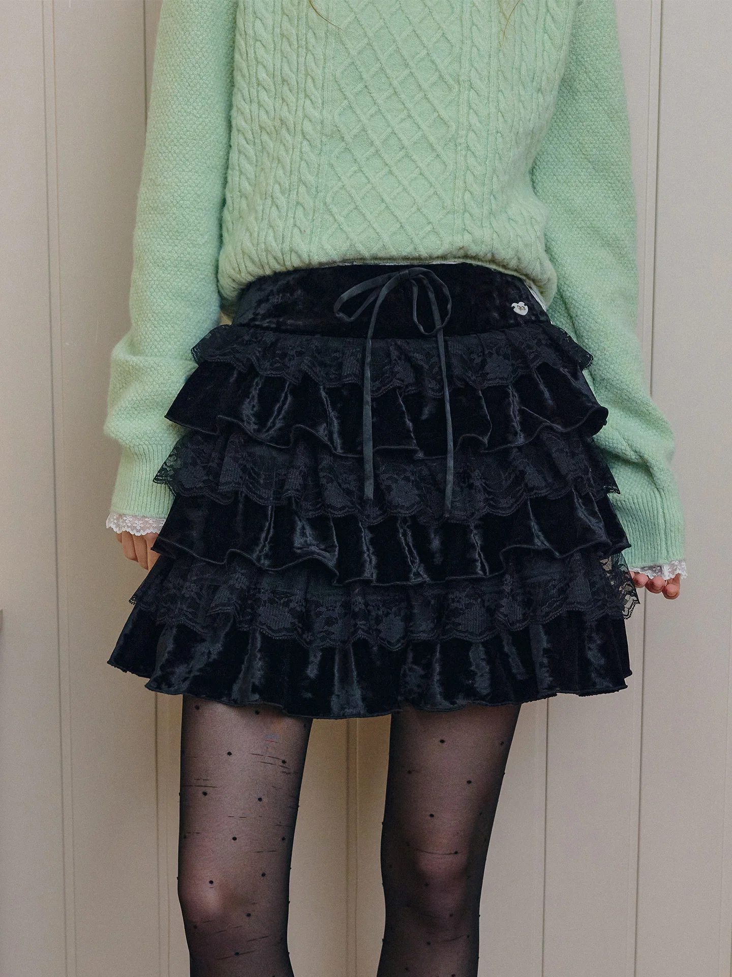 

Вельветовая юбка-трапеция с кружевом и эффектом пышности, весна 2026, для женщин, с высокой талией, без разреза, на молнии, для повседневной носки