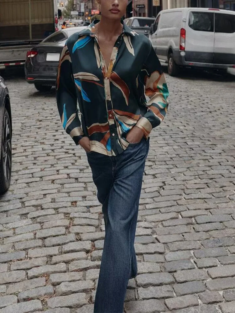 

Новое поступление зимы в европейском и американском стиле 2025 года, женская одежда, свободная драпированная рубашка с длинными рукавами и воротником с принтом