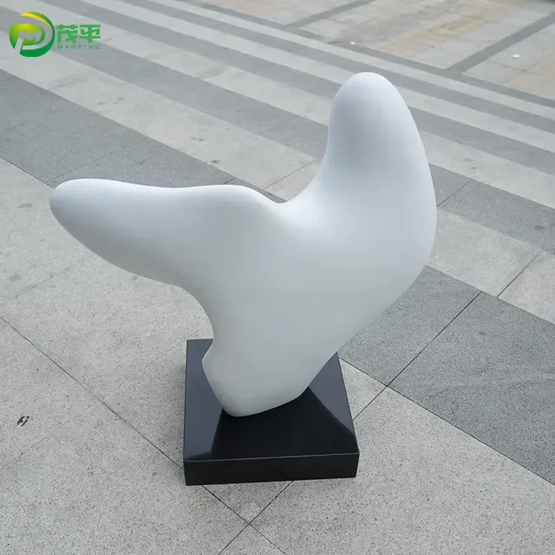 High Quality 1.2M Outdoor Home Decorative Abstract Fiberglass Statue Corrosion Resistant Flower Resin Sculpture Figurine