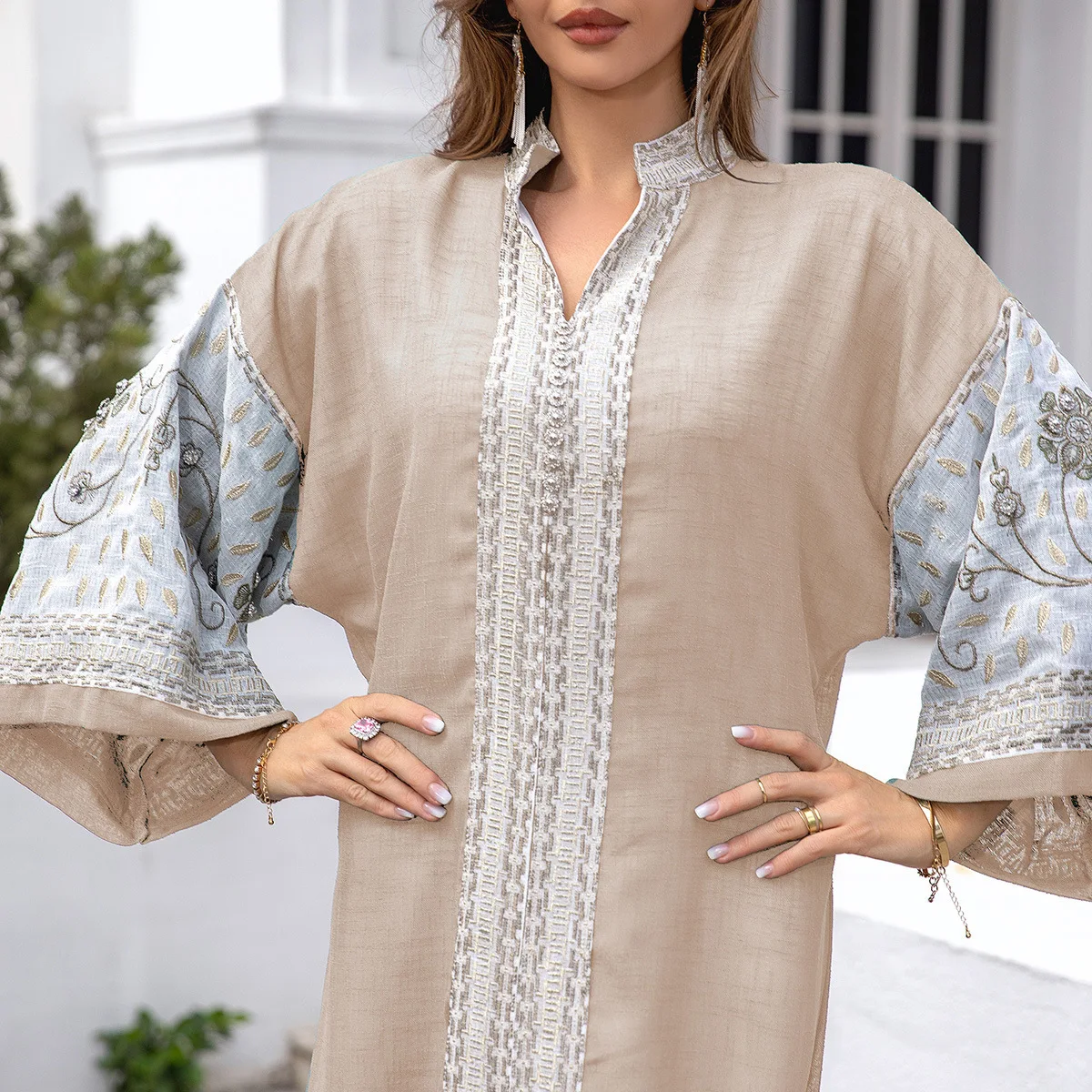 OME Saudi Dubai Tourist Robe Arab Muslim Embroidered Robe Women's Dress