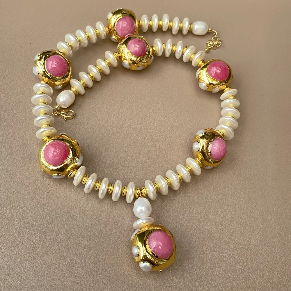 Y·YING Vintage Style Pink Jade White Sea Shell Pearl Statement Necklace Beaded Choker Necklace
