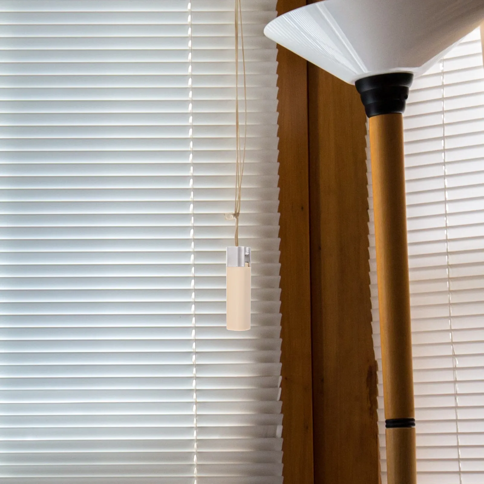 2Pcs Window Blind Cord Pull Ends Plastic Handle for Roller Vertical Blinds Anti-Wind Design Secure Cord Hold Comfortable Grip