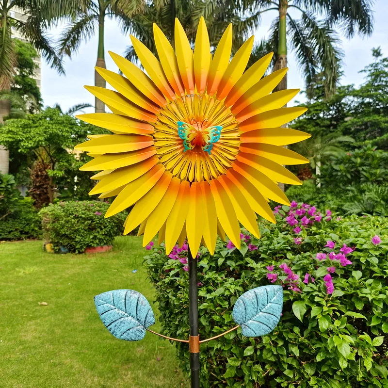 

Garden Art Garden Solar Light Gold 3D Metal Windmill Rotator