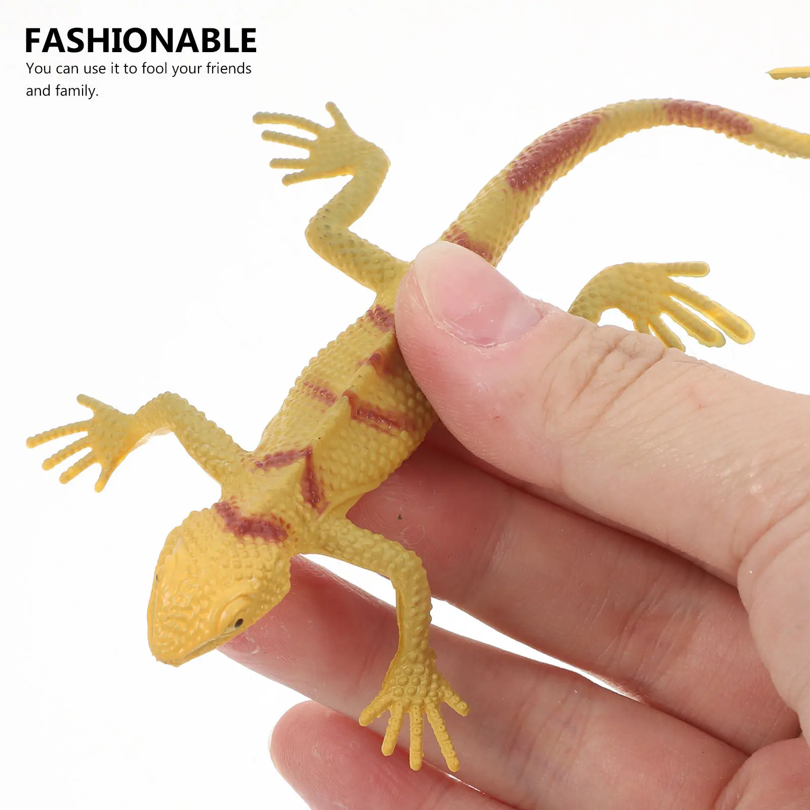 12Pcs Lifelike Plastic Gecko Lizards Simulation Reptile Set for Fooling Friends Family Party Favors Desktop Wall Decoration