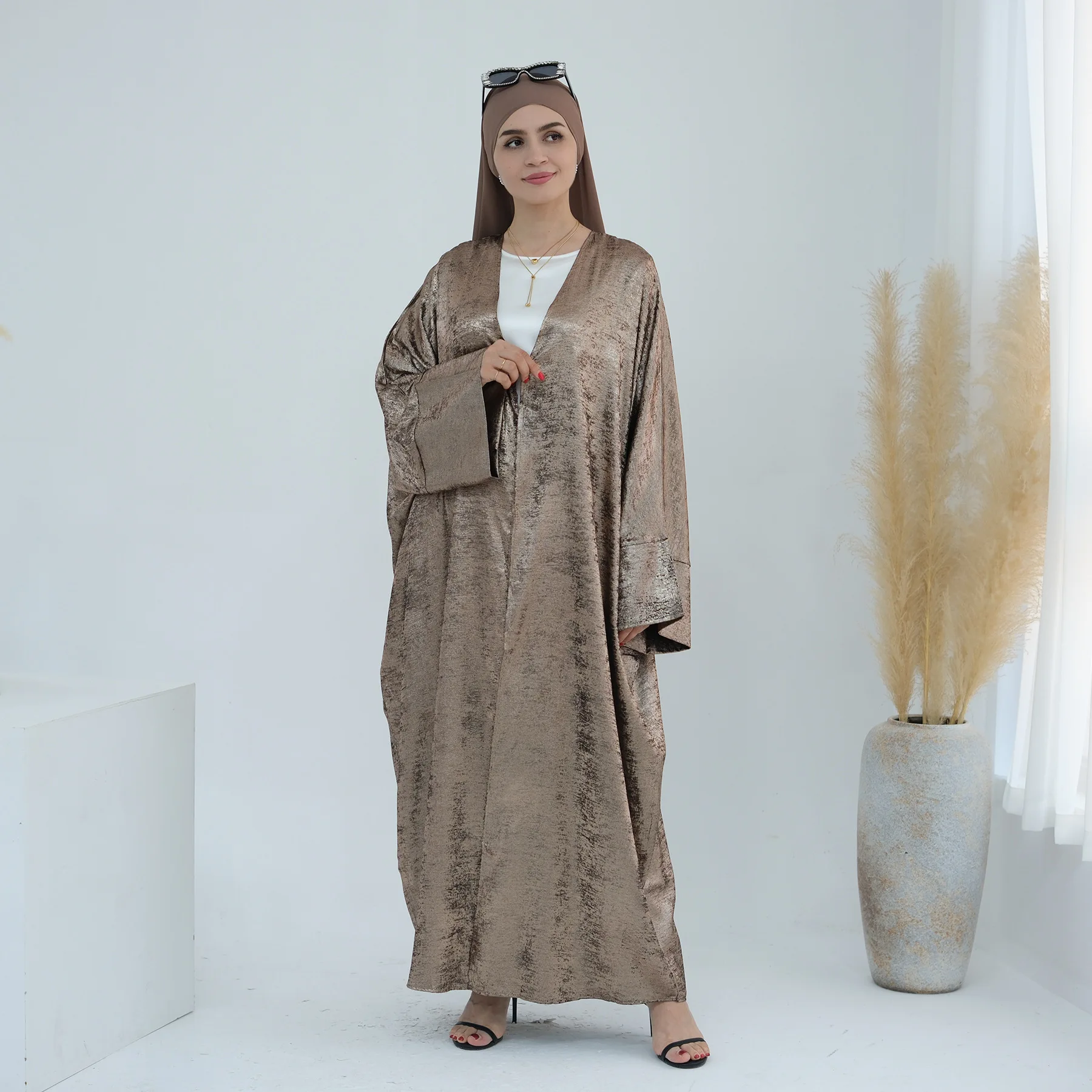 Elegante Cardigan musulmano modesto per le donne Eid Arab Dubai Open Abaya Dress 2024 manica lunga Islam Chothing Luxury Turkey Coat Robe