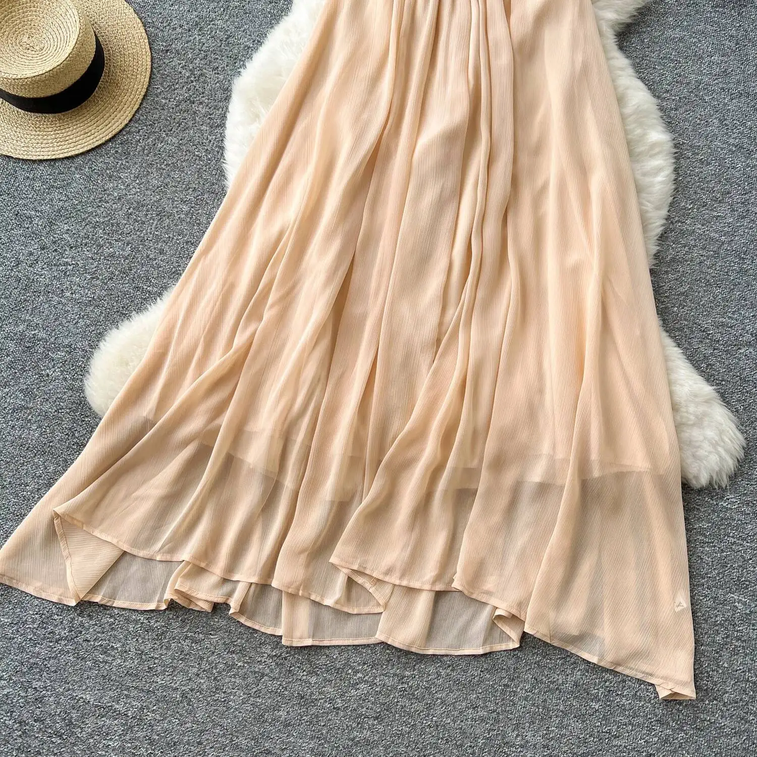 Abito estivo sexy da spiaggia con scollo a V e cinturino all'americana Abito lungo in chiffon senza schienale da donna Abito lungo Boho in chiffon a trapezio sottile da donna