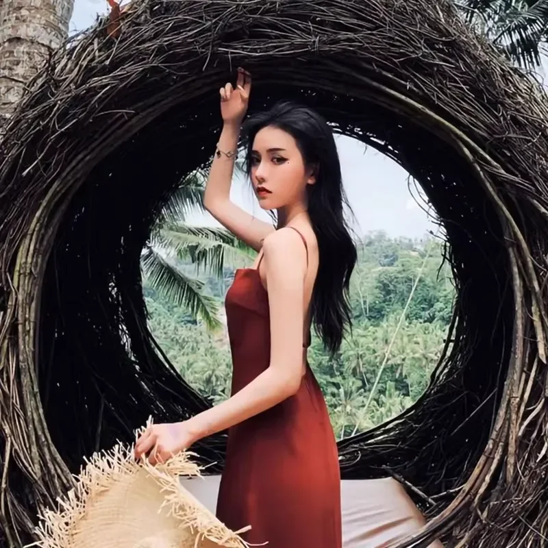 Modern Single Outdoor Bird's Nest Vine Rattan Hammock Bed with Waterproof Cushion Creative Design for Courtyard & Hotel Use
