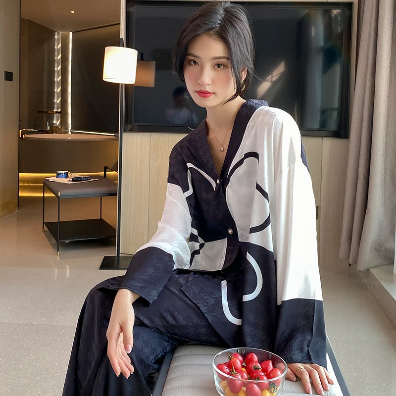 Spring Summer Satin Women\'s Pajamas Set V Neck Design Luxury Cross Letter Print Sleepwear Silk Like Nightwear Homewear Fashion