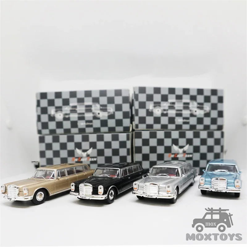 DCT 1:64 Pullman 600 W100 LWB Diecast Model Car