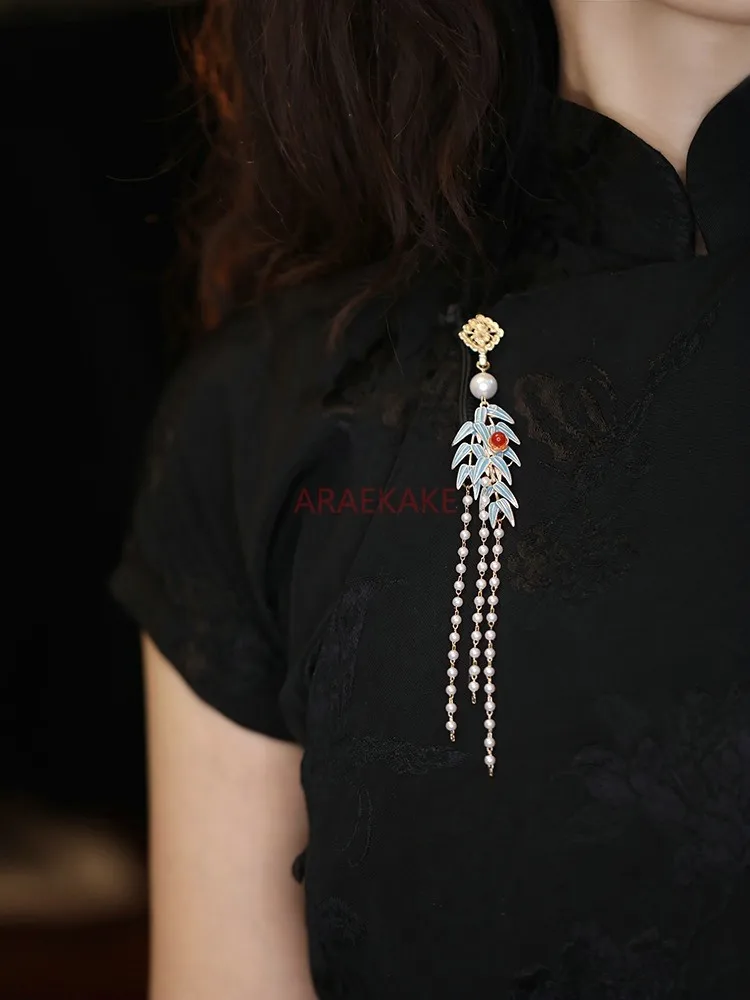 cheongsam Hanging decorations with Chinese style bamboo leaf enamel dripping oil, ancient style tassel pendant accessories