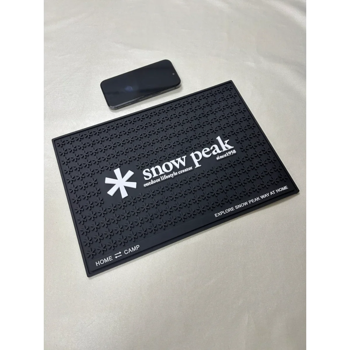 Snow Peak 36*25cm Coffee Drying Mat Silicone Counter Mat Non Slip Waterproof Heat Resistant Portable Travel Outdoor Camping Use