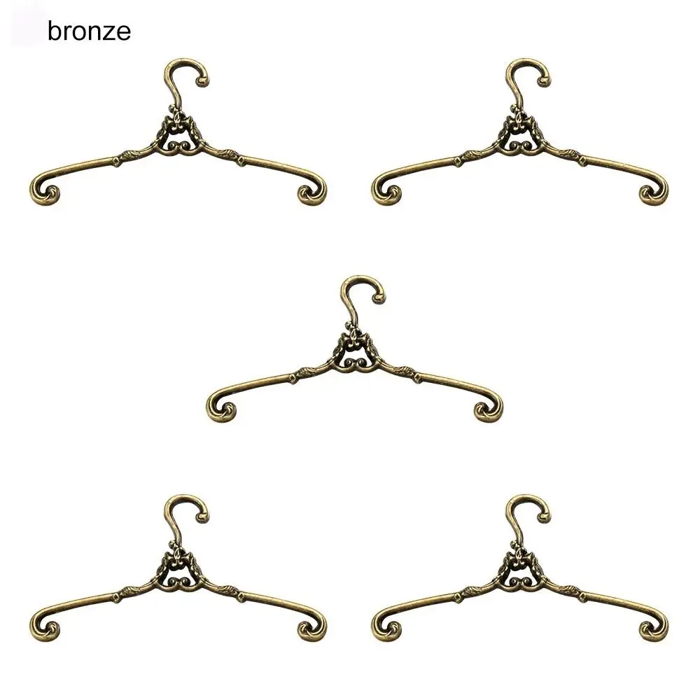 5Pcs Metal Doll Clothes Hanger Retro Multi Functional Mini Coat Hanger 4/6.5cm Durable Dolls Clothes Rack Dollhouse Furniture