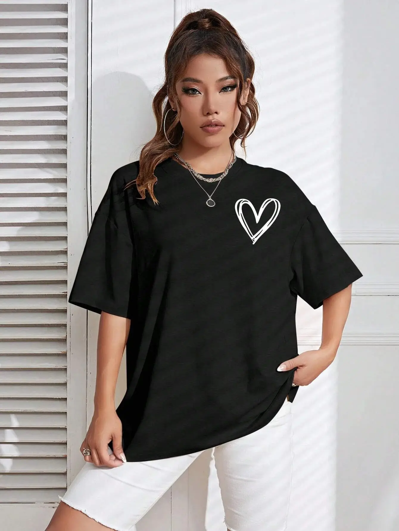 NEW Spring Female Cotton T-Shirts Simple Heart Prints Graphic Tees Comfortable Personality Street Tops Fashion Woman Clothes