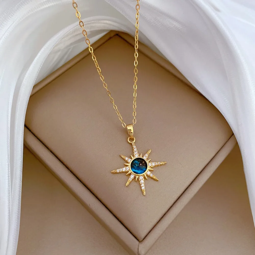 New Stainless Steel Sun Pendant Necklace Bees/Dragonflies/Birds/Sun/Planet Gold Stainless Steel Necklace Clavicle Chain Woman