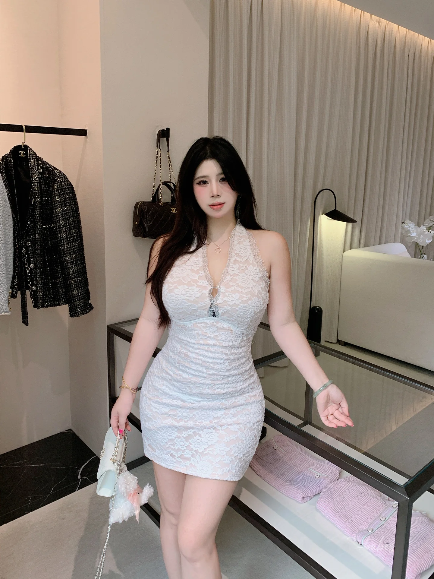 

Babes South Seas Dream plus Size Sexy Lace Embroidery Design Halter Neck Slimming Bodycon Skirt Elegant Short Dress for Women