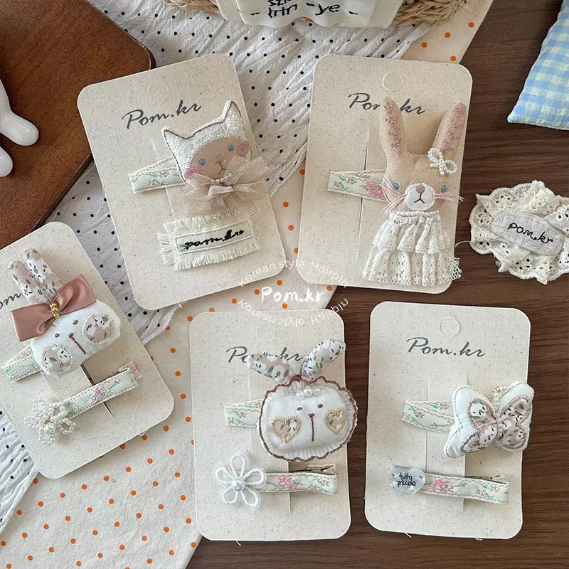 

Заколки для волос с кроличьим мехом для детей, с вышитыми цветами и кружевными бантами, бежевые, тканевые, нескользящие, для малышей