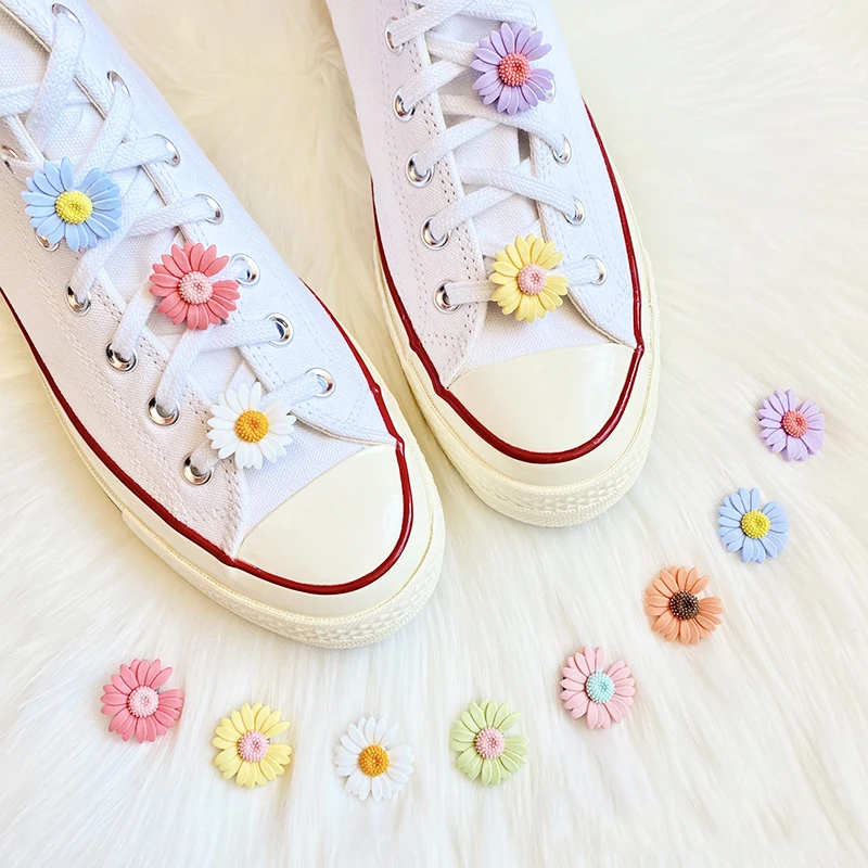 Baru 1 Buah Tali Sepatu Aksesoris Tali Sepatu Daisy Krim Gesper Dekoratif Lucu Trendi Kreatif Berwarna-warni Kanvas Sepatu Sneaker Bunga