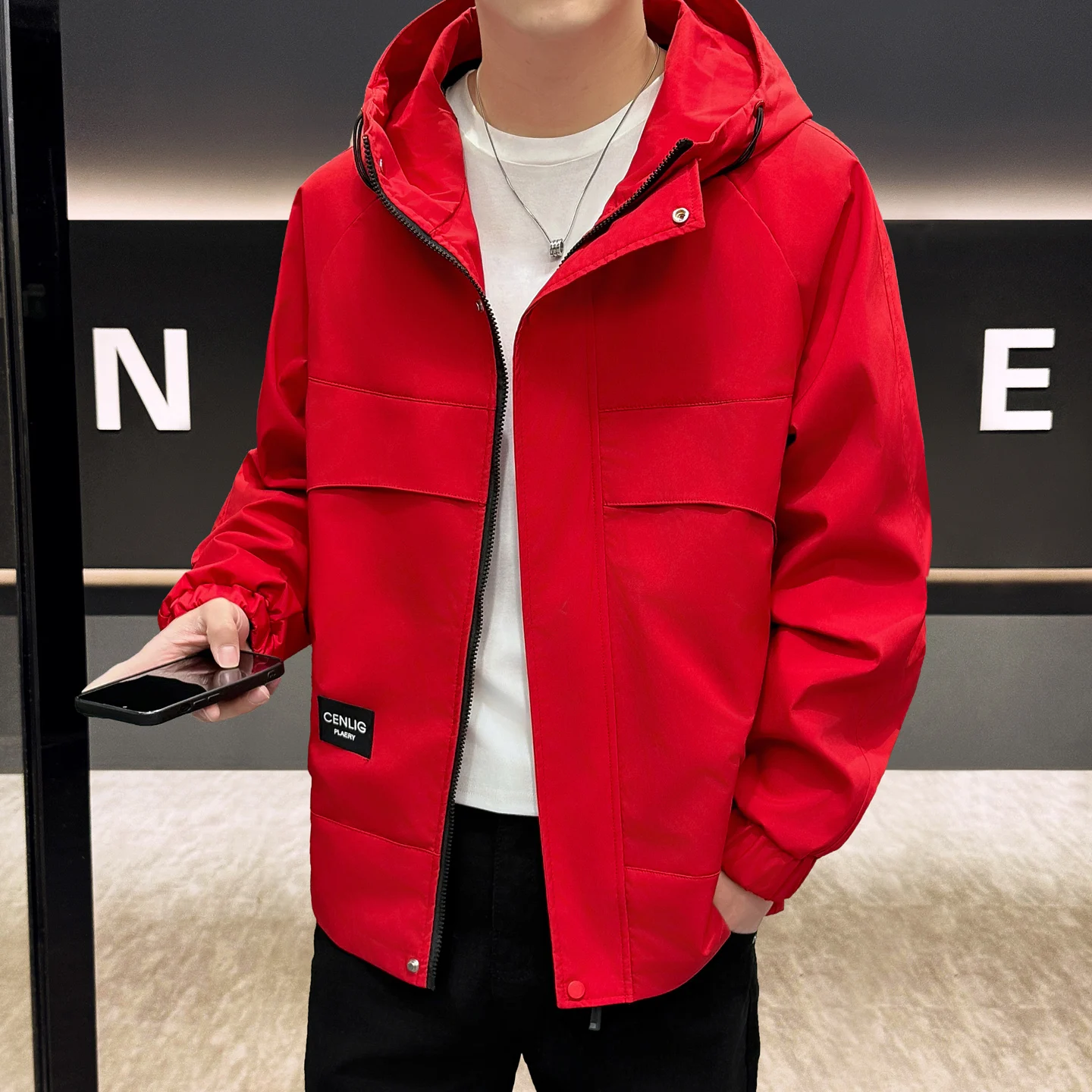 

Повседневная мужская куртка с капюшоном для весны и осени, модная, из полиэстера, молодежная, приталенного кроя, с пуговицами и молнией, C...