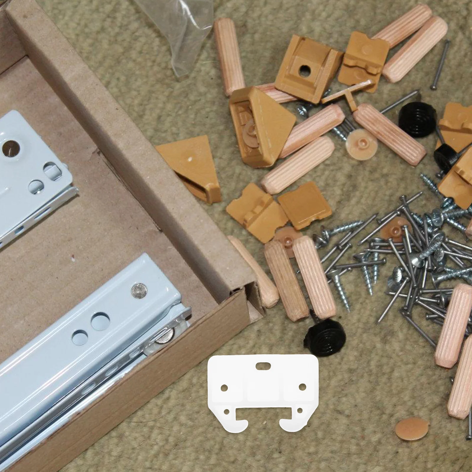 

16pcs White Drawer Slide Guides Furniture Center Mount Brackets Wardrobe Cabinet Replacement Smooth Plastic Track