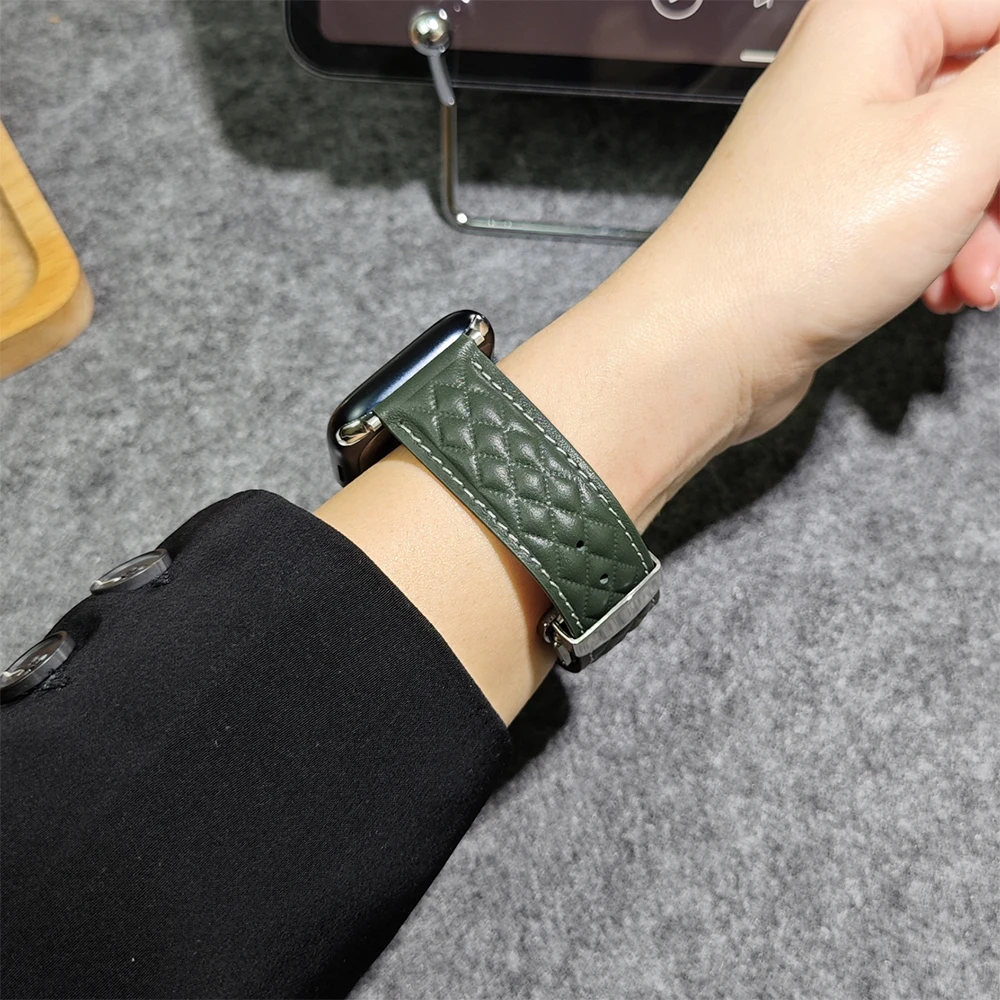 Women Leather Strap for Apple Watch 10 Band 42mm 46mm 45mm 44mm 40/41mm Thin Lozenge Bracelet iWatch Series 9 8 SE 7 6 Watchband