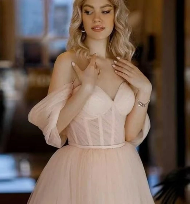 تول الشاي طول قبالة الكتف فساتين حفلة موسيقية ، الطبقات حبيبته كشكش ، أكمام قصيرة ، خط رسمي مساء ثوب الحزب