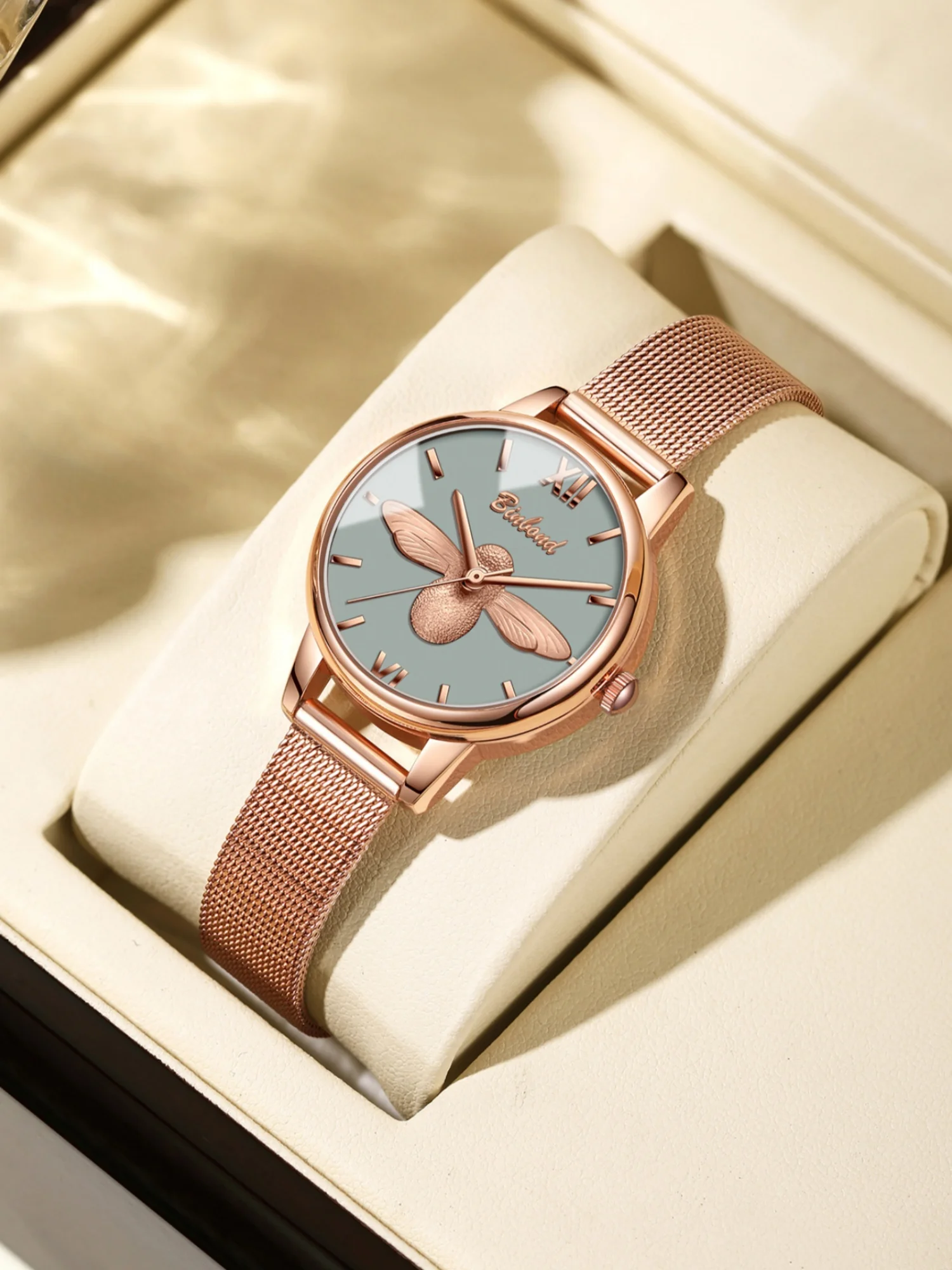 

Ladies' Business Watch Fashionable Rose Gold 3D Embossed Little Bee Design 30M Waterproof Stainless Steel Strap Quartz WatchN160