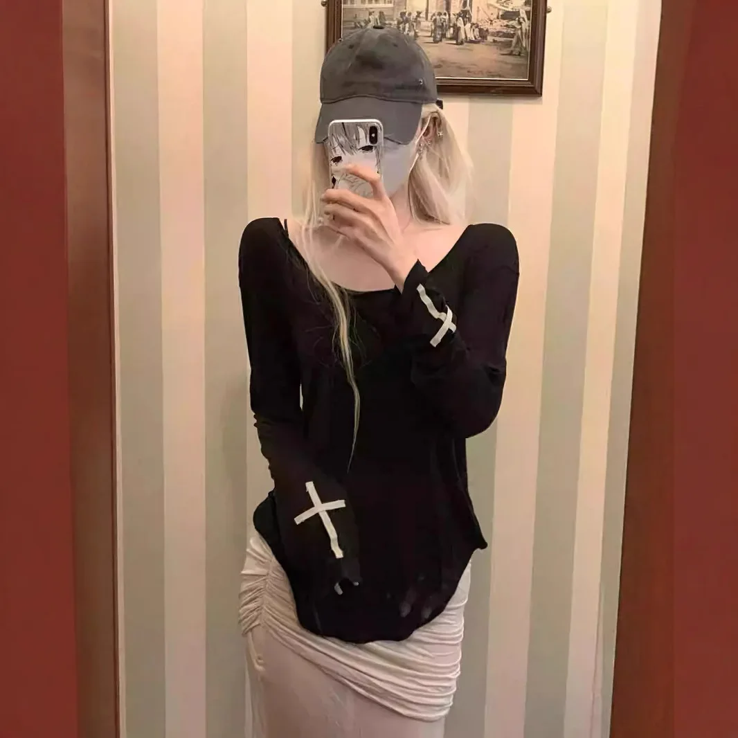 

Women's Gothic Retro Sweet Street Fashion Casual Top Fashion Cross Print Punk Slim-Fit Long-Sleeve T-Shirt Harajuku Y2K Clothing