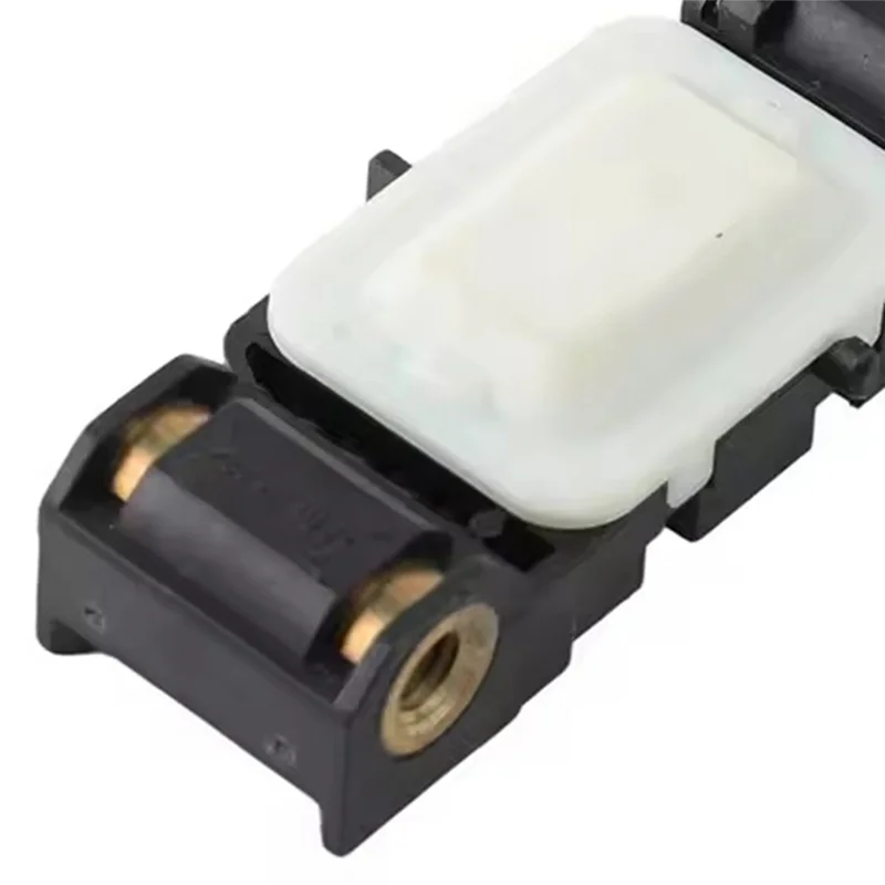 

A20K-Car Collision Sensor Car Accessories PMR587418 101894 For Mitsubishi 2002-2008