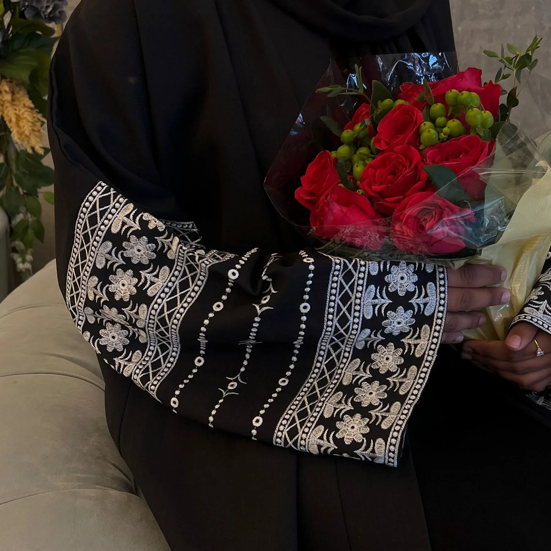 Abaya en lin avec poignets brodés pour femmes musulmanes, kimono ouvert, robe de Dubaï, caftan de luxe, fête de Turquie, ramadan, Eid, vêtements