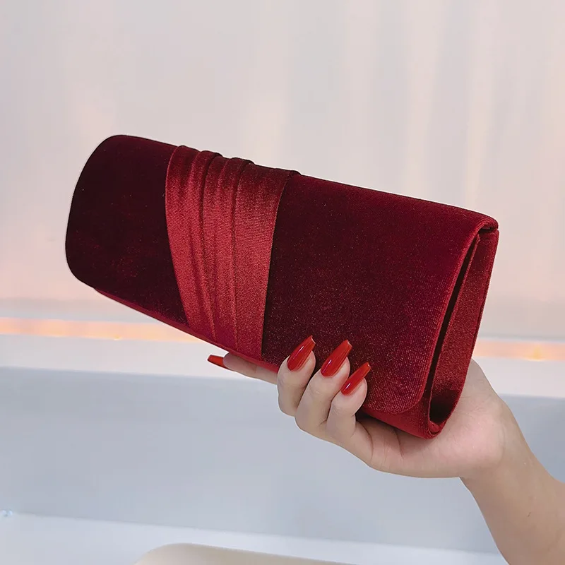 Vintage Elegant Red Green Velvet Evening Bag For Women Silver Color Chain Shoulder Bags Banquet Crossbody Wedding Party Clutch