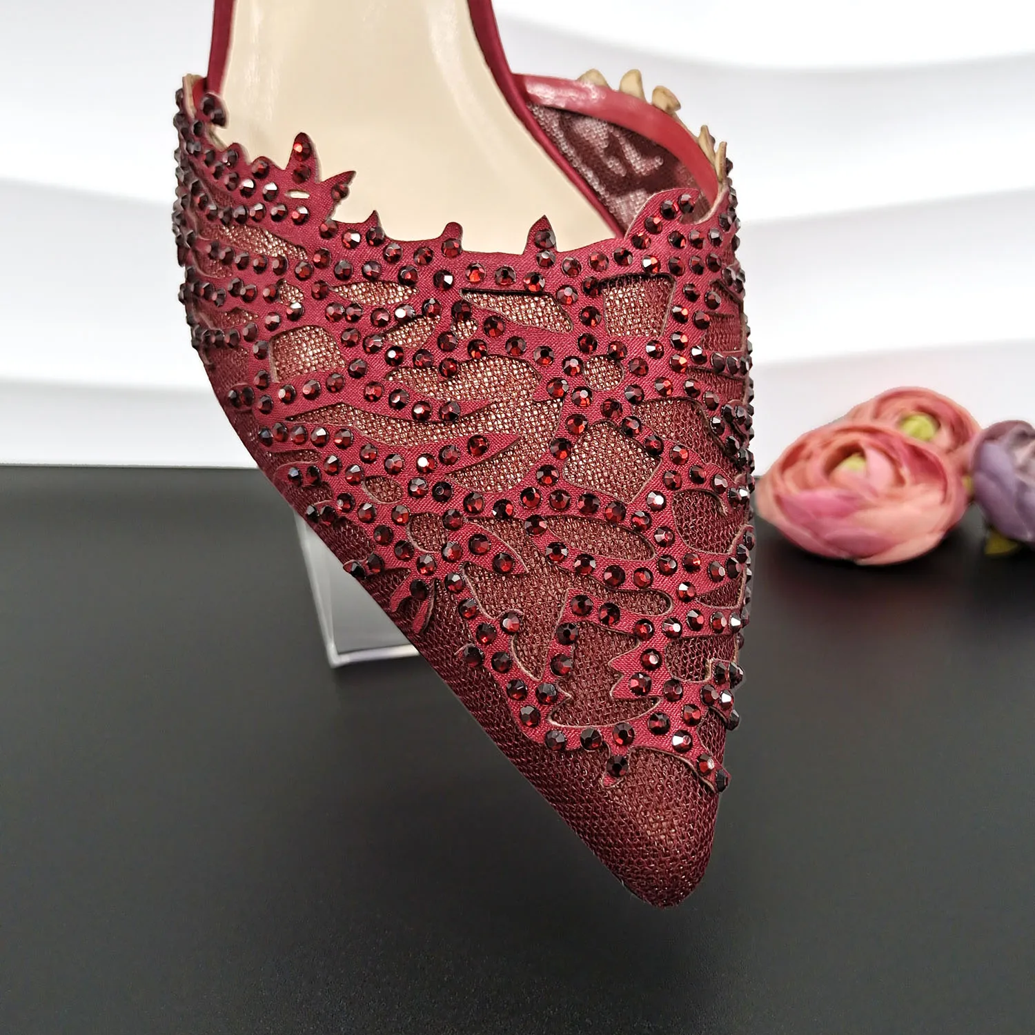 QSGFC New Hollow Coral Pattern Design Fashionable And Elegant Wear Comfortable Ladies Pointed Toe Shoes And Bag