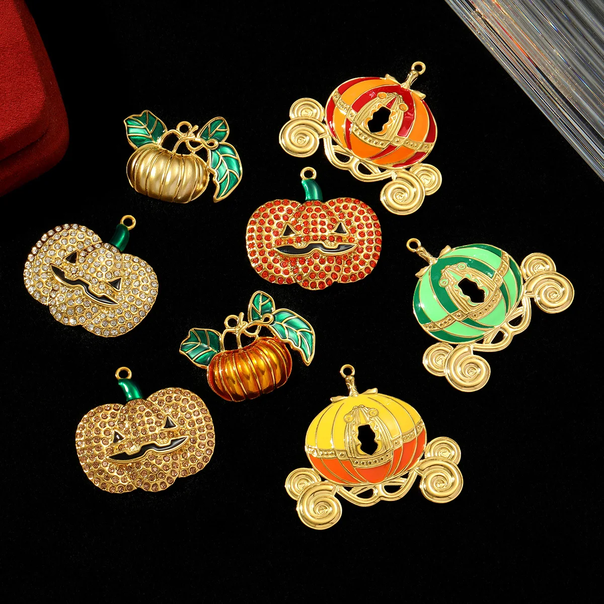 3pcs/Lot Retro Stainless Steel Rhinestone Jack-O-Lantern Necklace Pendant Enamel Carriage DIY Charm Women Halloween Jewelry