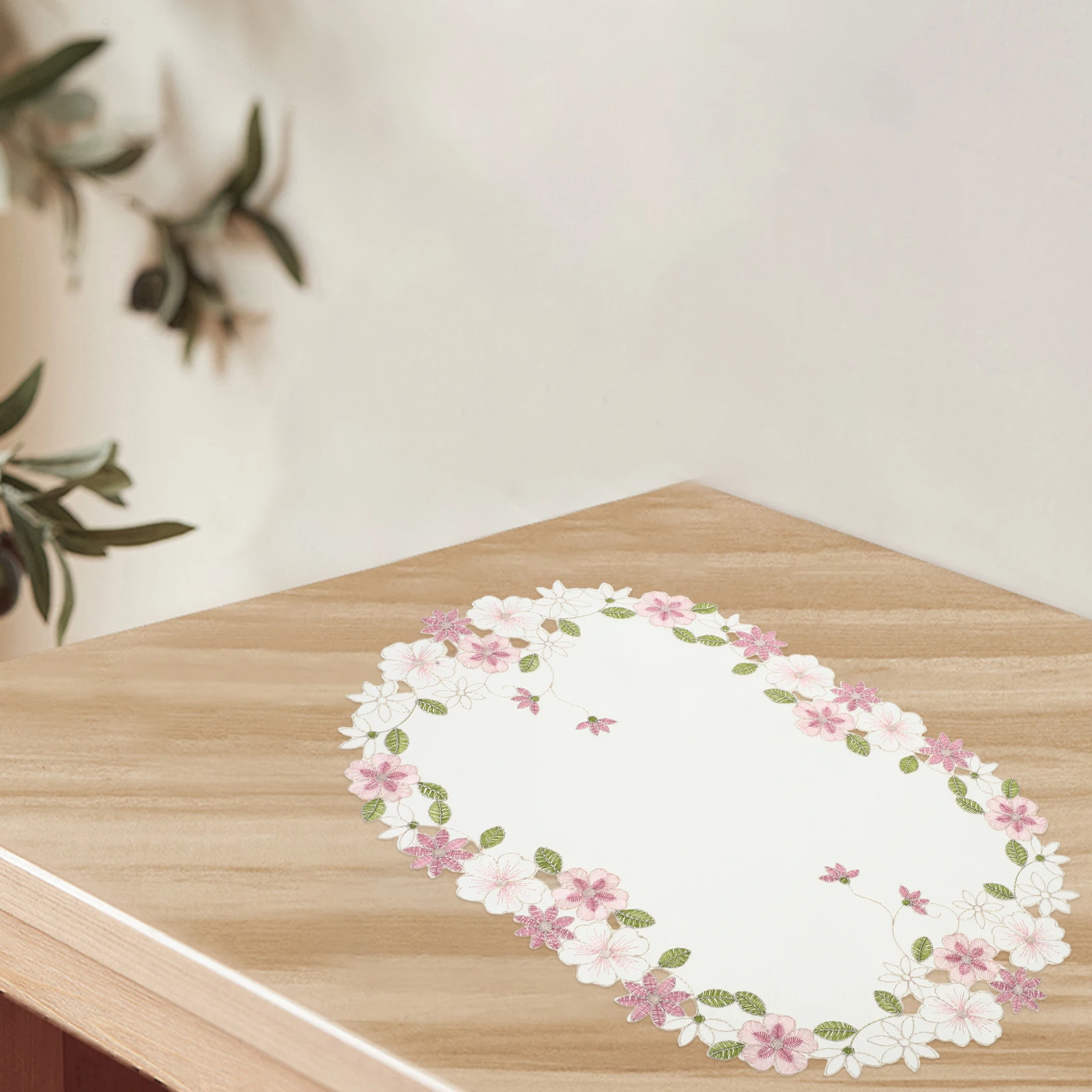 

2Pcs European Rustic Embroidered Tablecloth and Placemats Set Hollow Satin Floral Design for Kitchen Dining Weddings Family