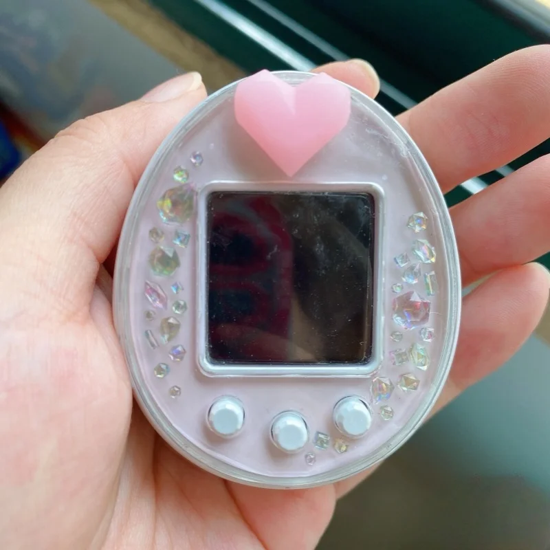 タマゴッチユニ電子ペット、カラーpsシリコン模倣ハート、オリジナル
