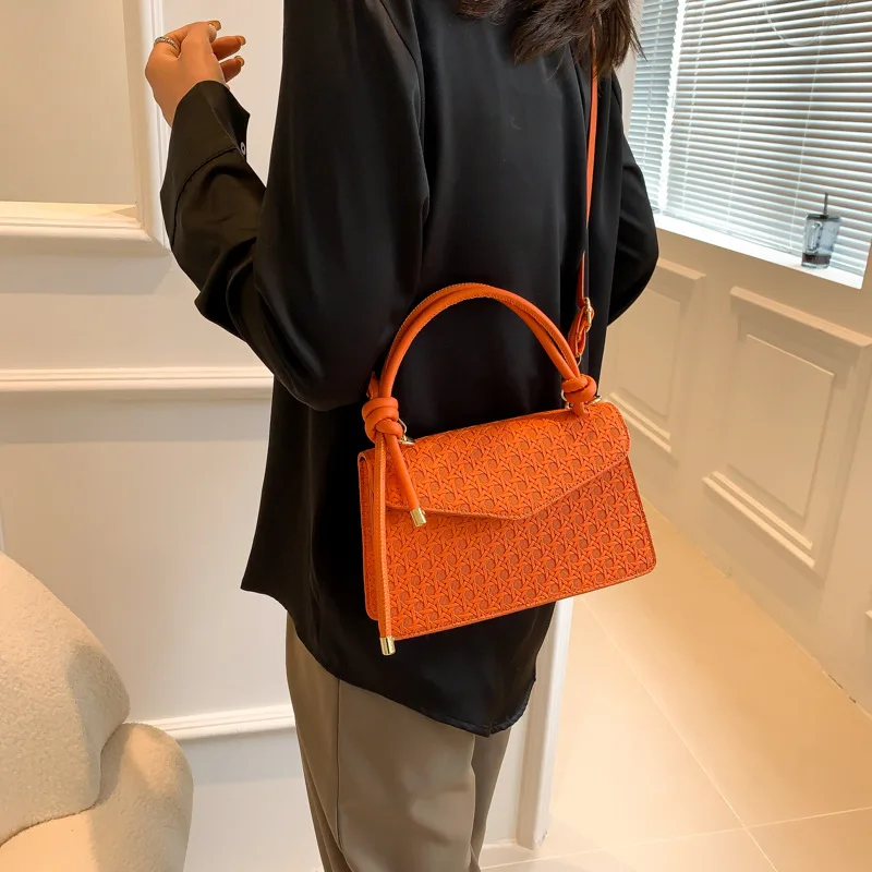 

This Year's Popular Casual Versatile Crossbody Bag New High-end Texture Underarm Multifunctional Women's Crossbody Bag