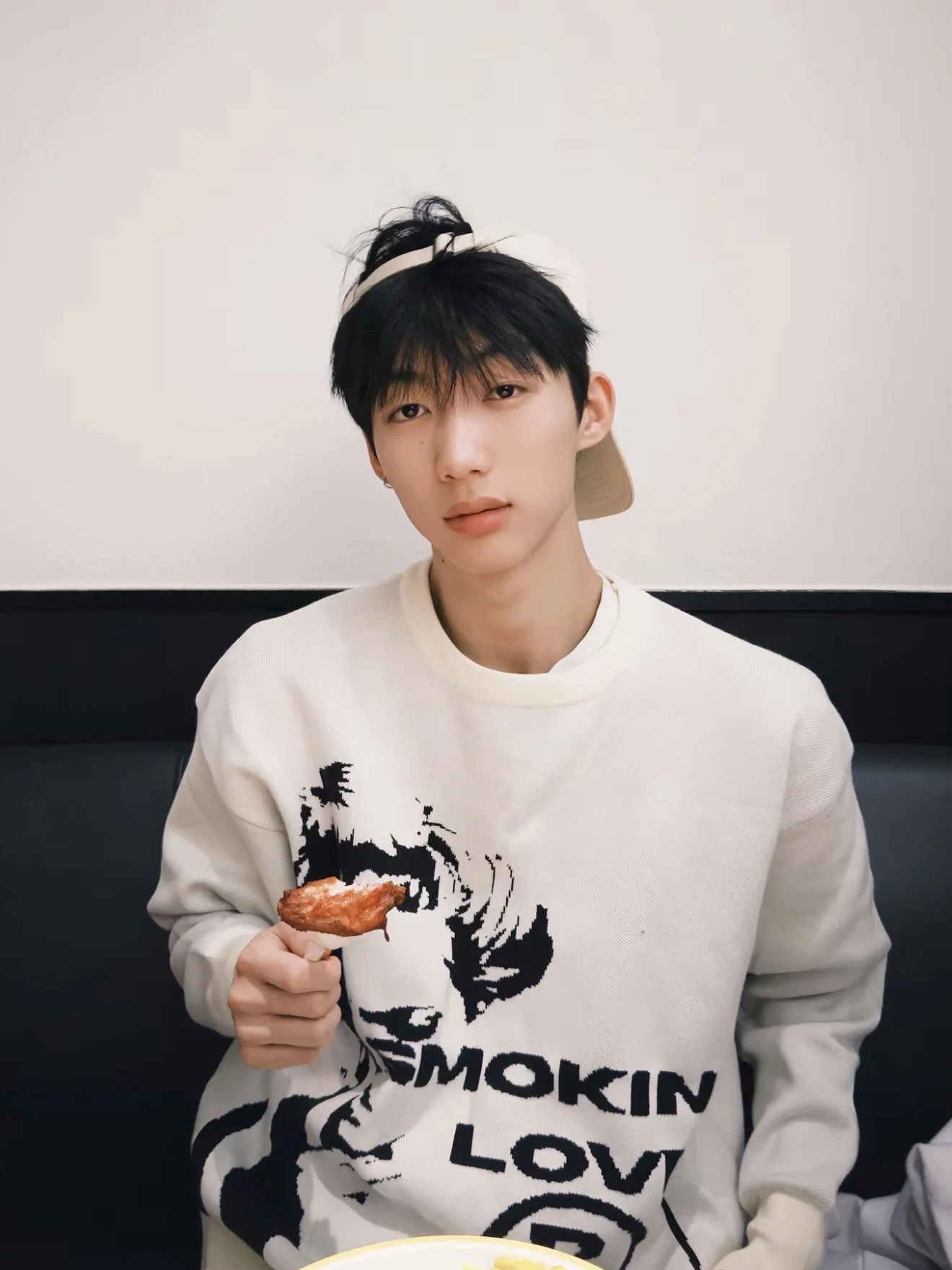 

American Sle Knitted Sweater Casual Leisure Lazy Knitting Woolen Top Men Winter Versatile Design Couple Sweater Warmth