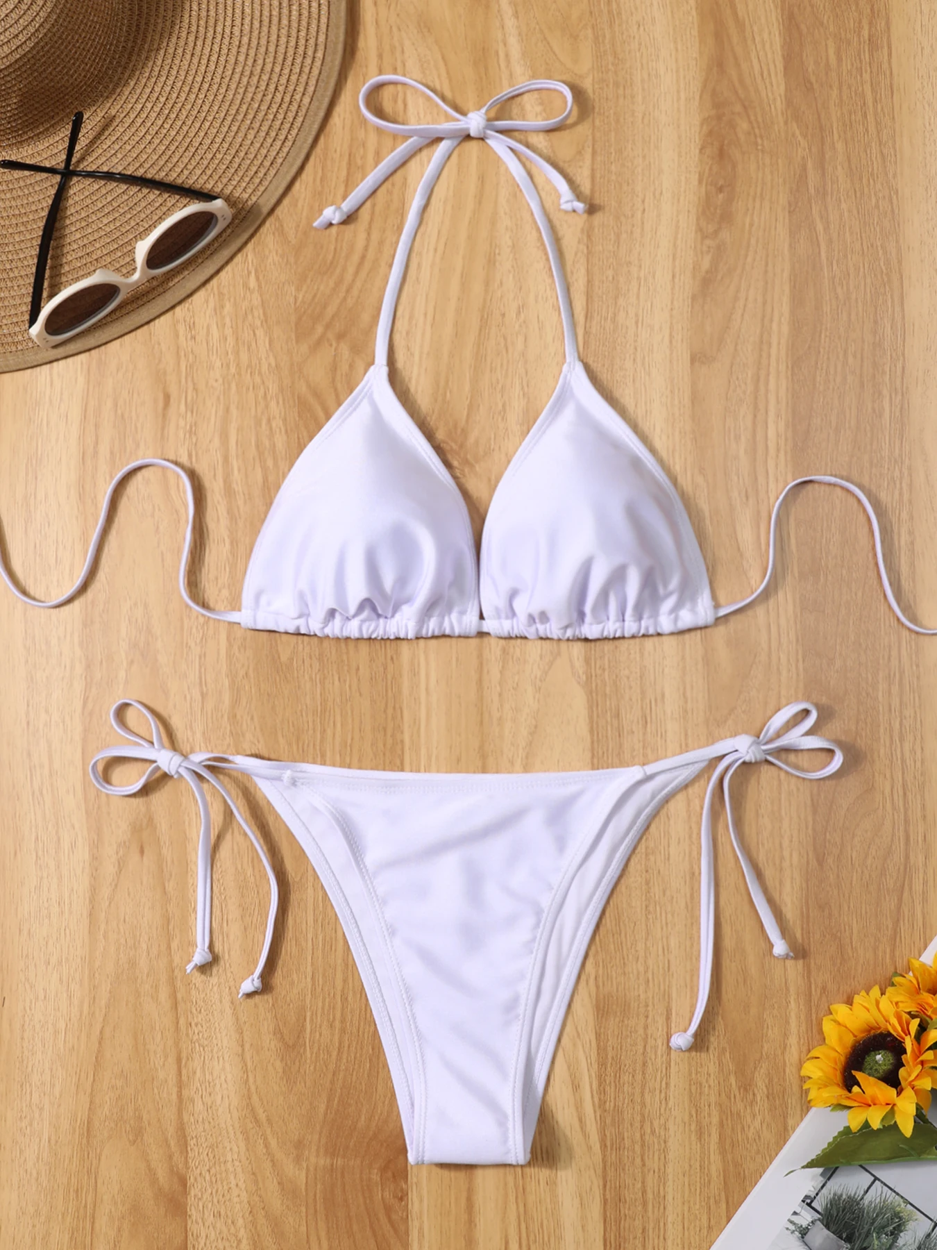 

2-Piece Women's Sexy Pure White BikiniSet ThinShoulderStrap Backless Swimsuit with Fine Straps Summer Simple Bandage Side Detail
