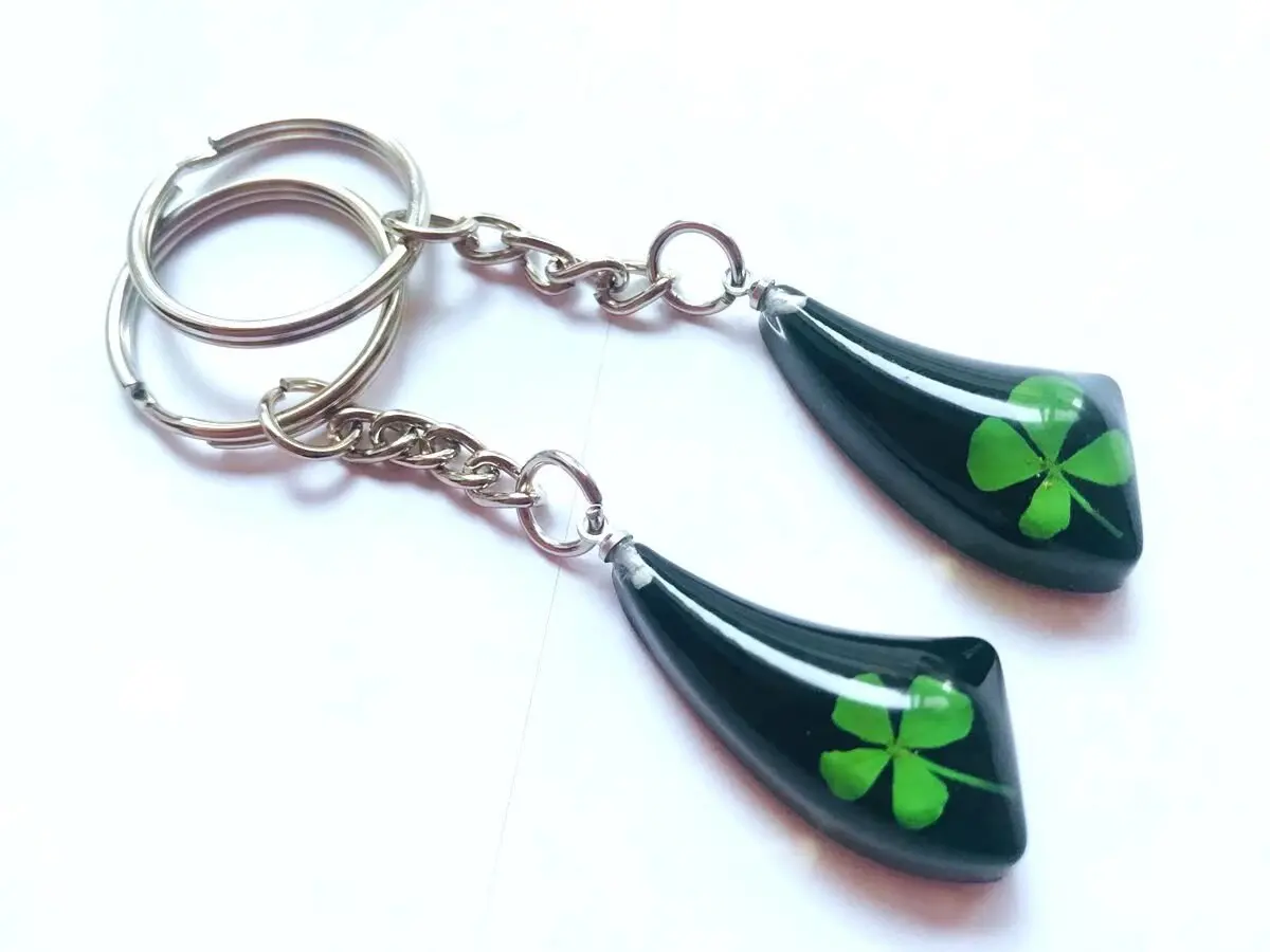 35 pcs classic real four leaf clover keychain black color jewelry