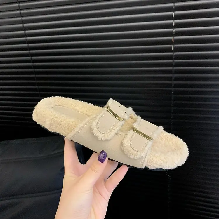 Scarpe di pelliccia pantofole da donna scivoli di lusso all'aperto piattaforma a Pantofle peluche Designer morbido 2024 scarpe di pelliccia di moda pantofole da donna