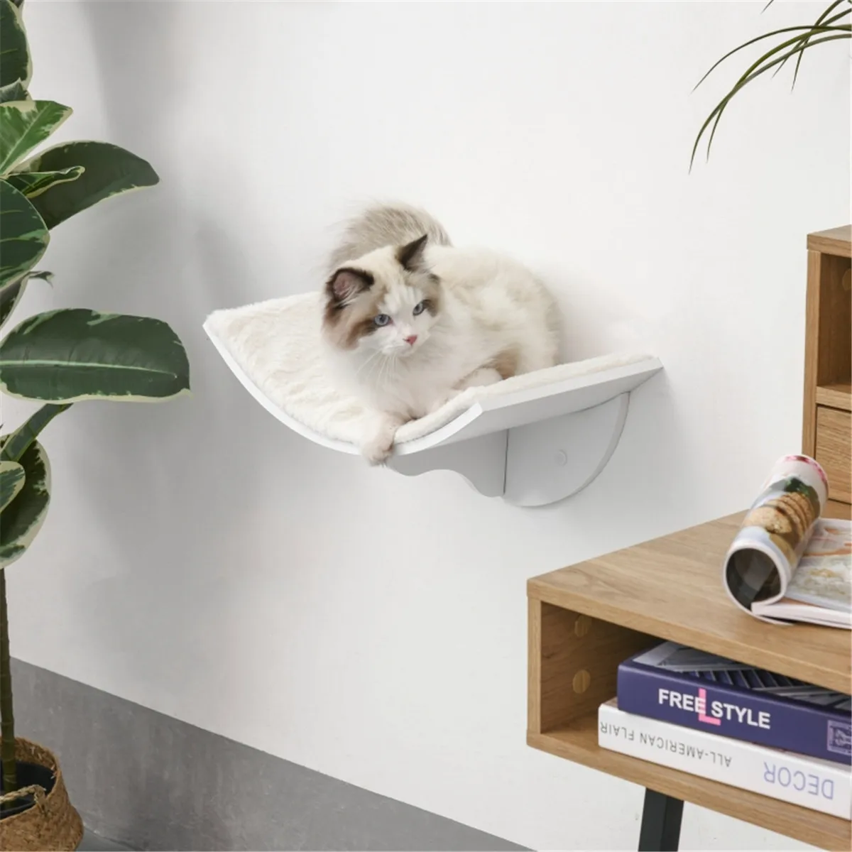 

16.25" L x 11" W x 8.25" H Wooden Cat House/Cat Shelves