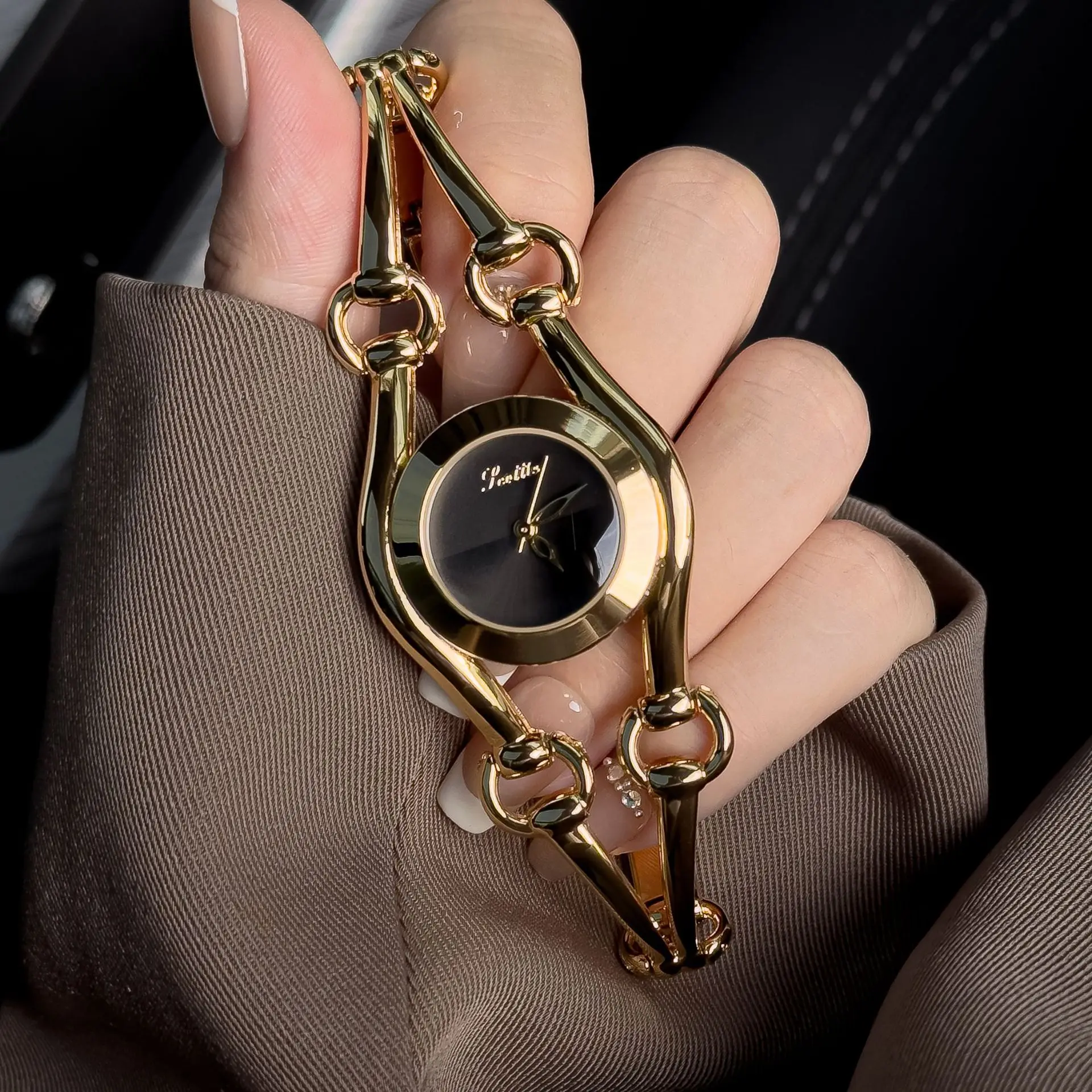 Scottie Women's Gold Quartz Watch Horsebit Bracelet Black Dial Waterproof Elegant Ladies Wristwatch for Business Office Party